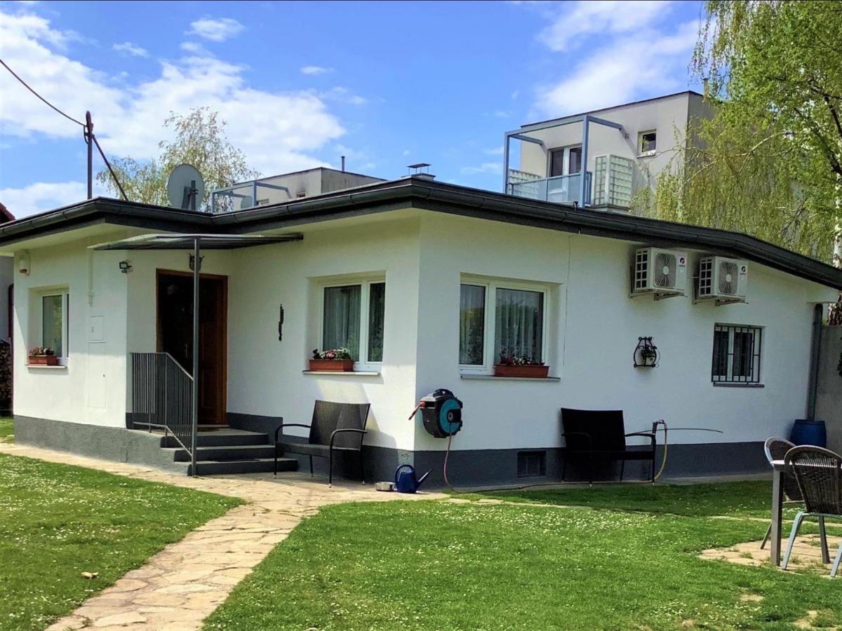 Holiday Home Bungalow Leopoldau By Interhome Vienna Exterior photo